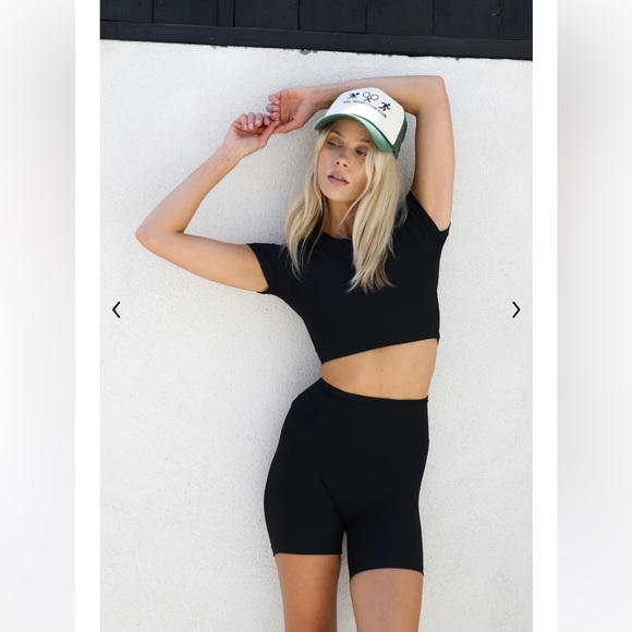 NWT SKATIE “Chrissy” Crop Top - Picture 2 of 6